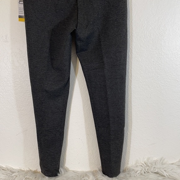 Seven7 4-Way Stretch Pull-On Legging Scallop Hem - Picture 6 of 12